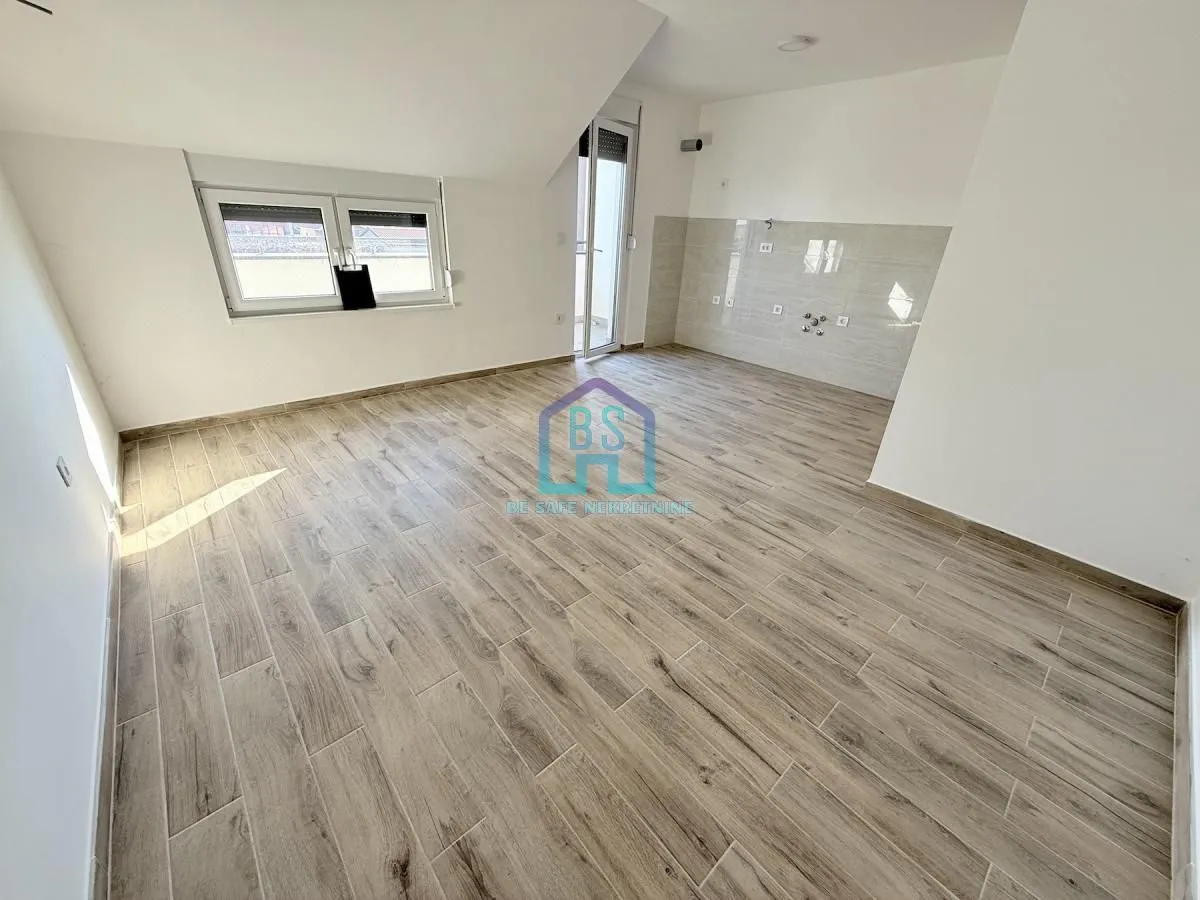 Prodaja, trosoban stan, 86m², Veternička rampa, Novi Sad Sve Podlokacije