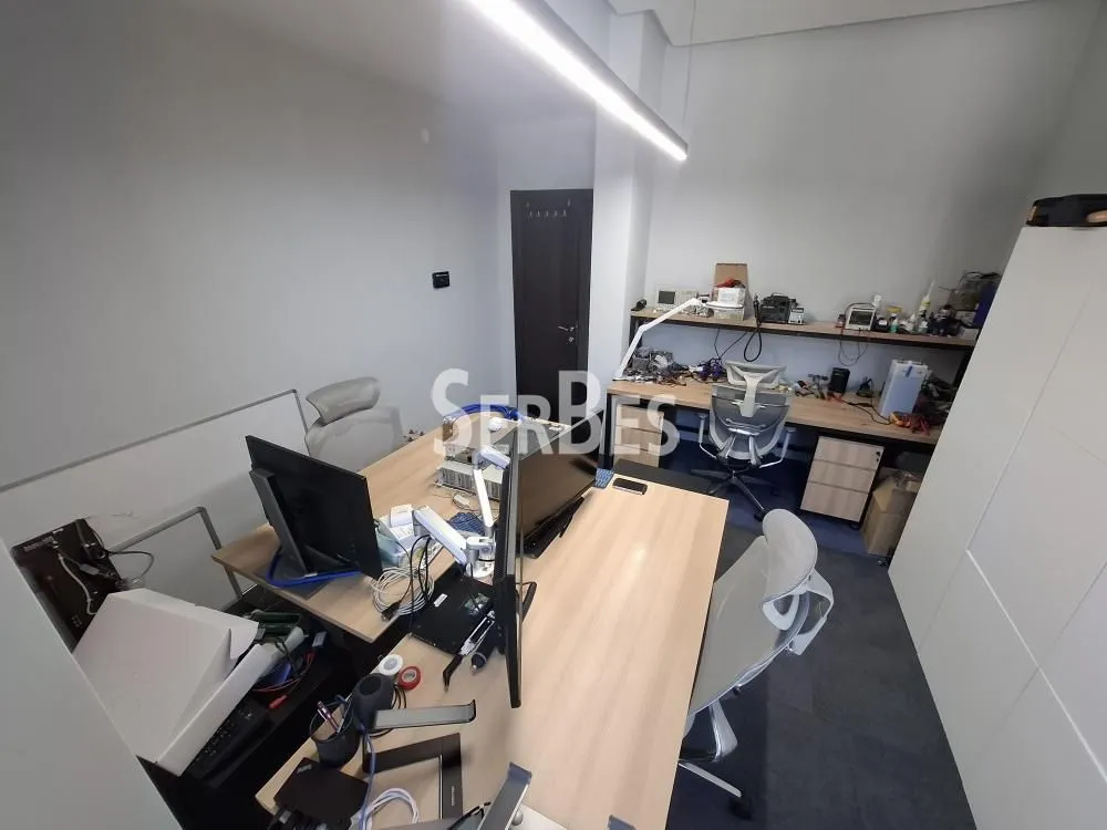 Rent, office space, 153m², Bulevar Oslobodjenja, Novi Sad Sve Podlokacije