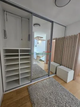 Izdavanje, dvosoban stan, 39m², Centar, Novi Sad - image 15
