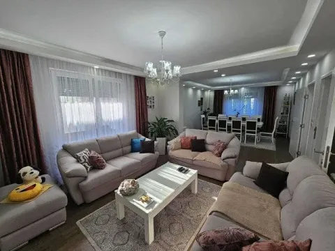 Prodaja, kuća, 200m², Centar, Loznica - image 5