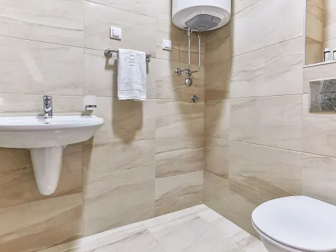 Prodaja, garsonjera, 19m², Rozino, Budva - image 4