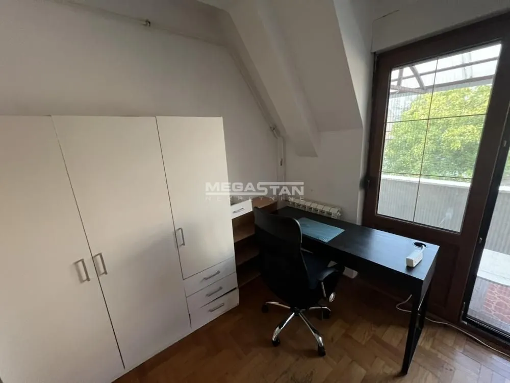 Rent, three bedroom apartment, 68m², Čubura, Beograd