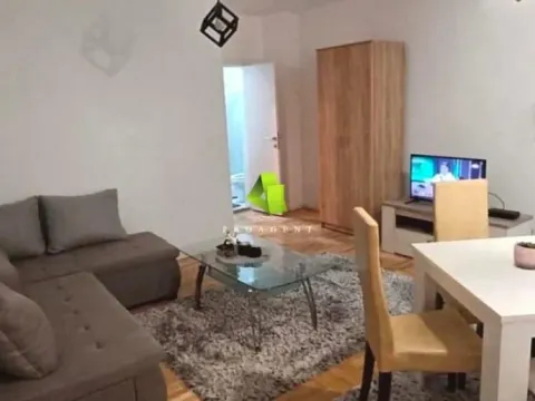 Rent, two bedroom apartment, 45m², Medijana, Niš