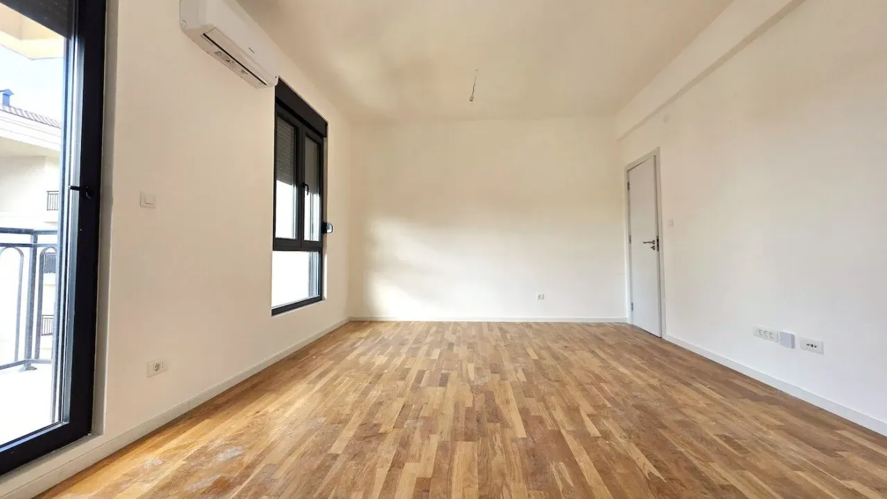 Izdavanje, stan, 64m², Tološi, Podgorica