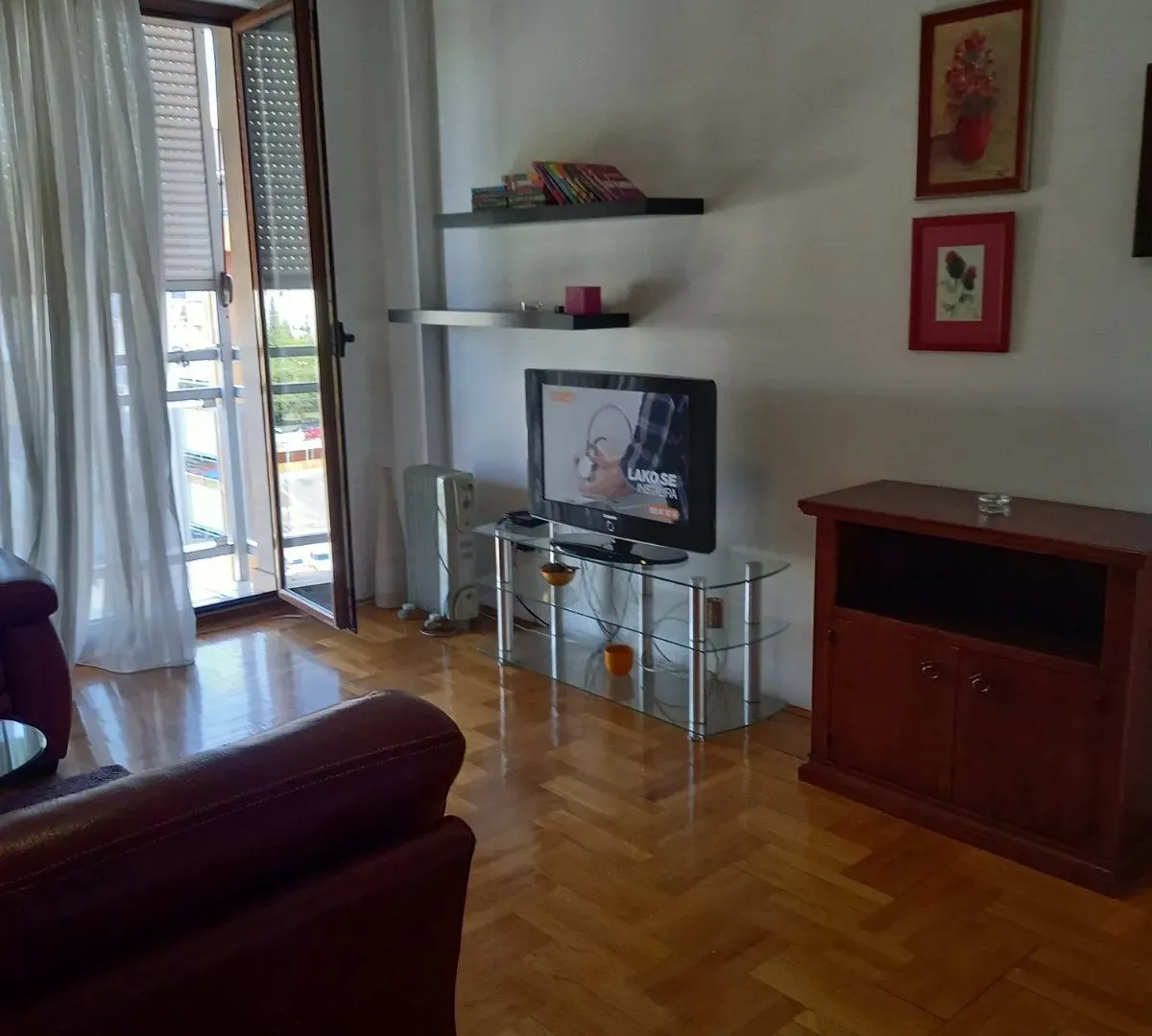 Rent, studio apartment, 31m², Preko Morače, Podgorica