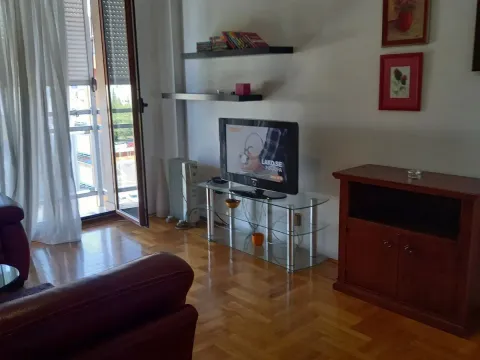 Rent, studio apartment, 31m², Preko Morače, Podgorica - image 3