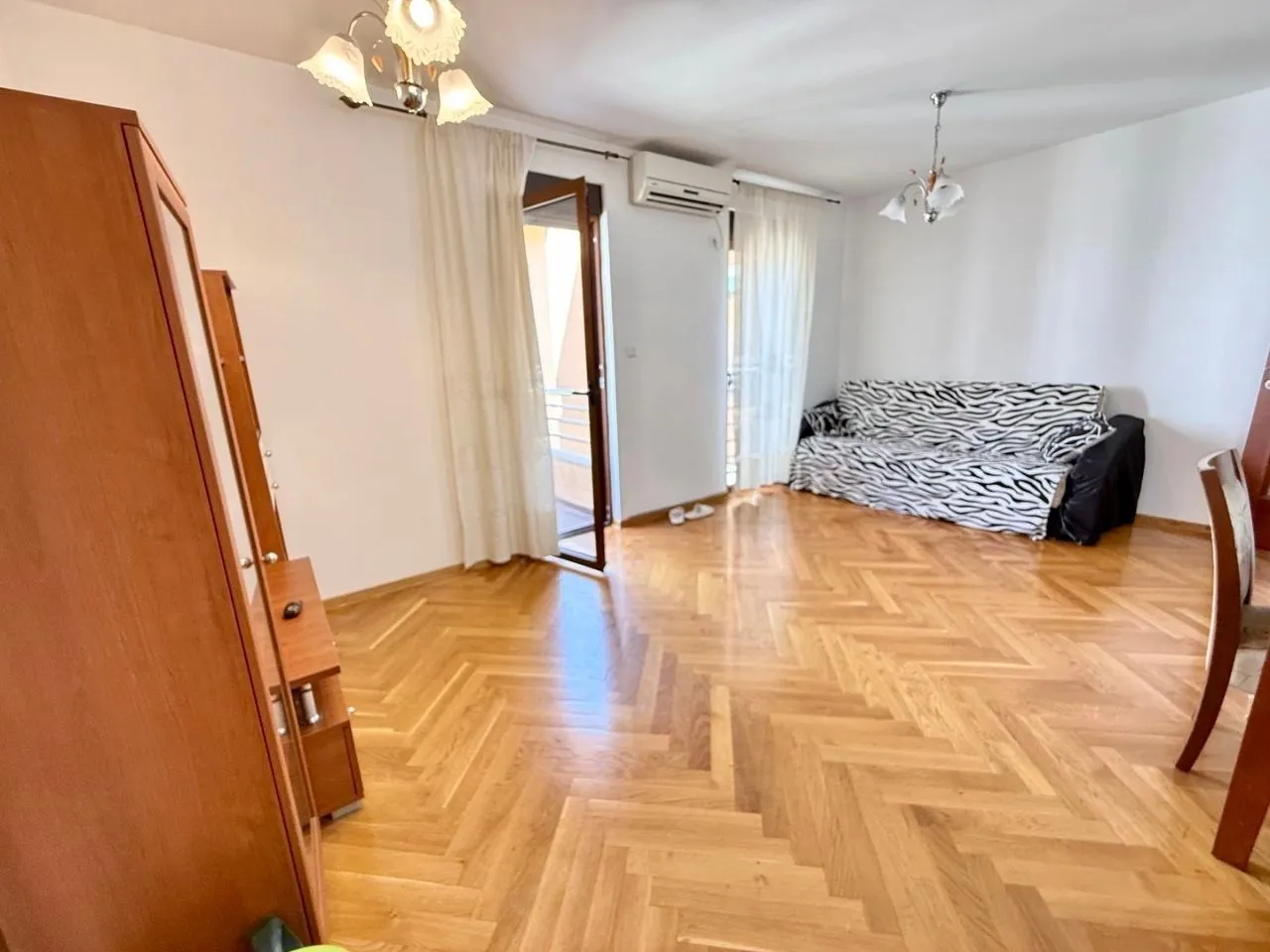 Prodaja, jednosoban stan, 49m², Centar, Budva