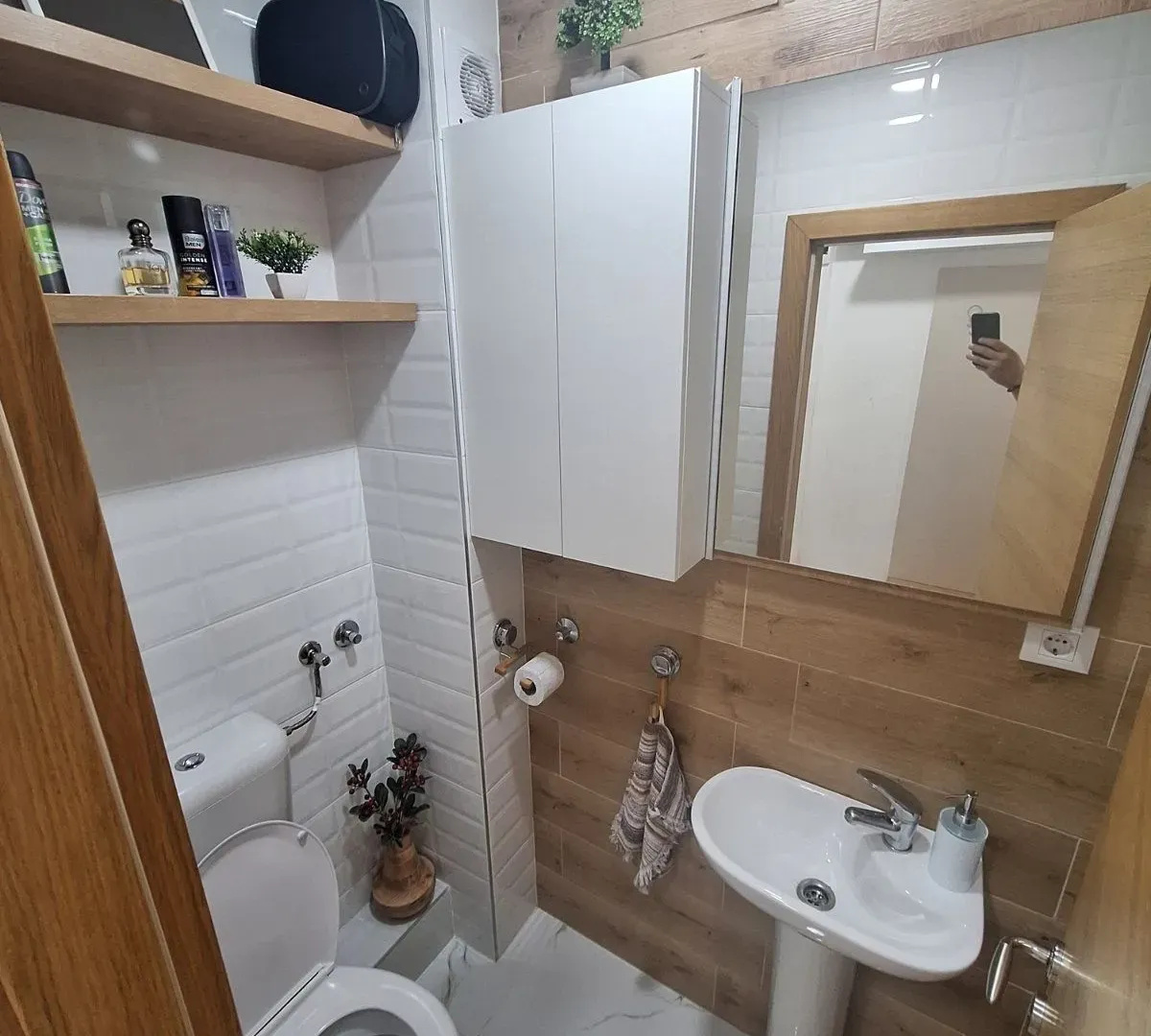 Prodaja, trosoban stan, 89m², Autobuska stanica, Podgorica