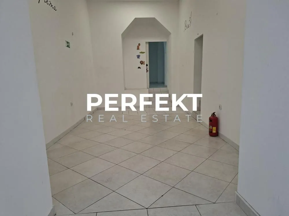 Rent, office space, 75m², Centar, Pančevo