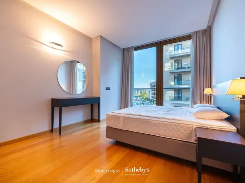 Prodaja, dvosoban stan, 106m², Kod Capital Plaze, Podgorica - image 13