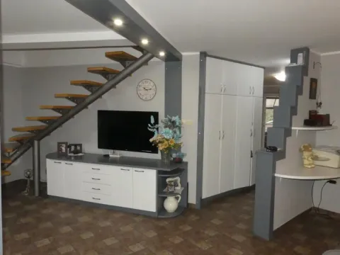 Sale, house, 220m², Centar, Jagodina - image 23