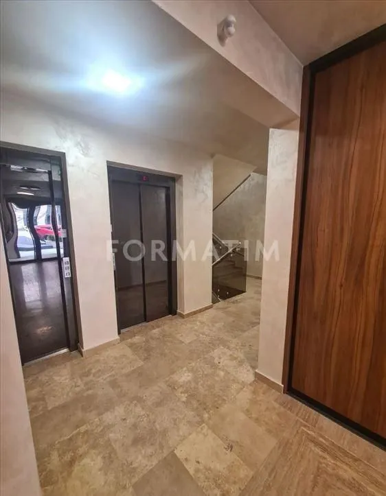 Izdavanje, jednosoban stan, 52m², Kluz, Zvezdara Sve Podlokacije