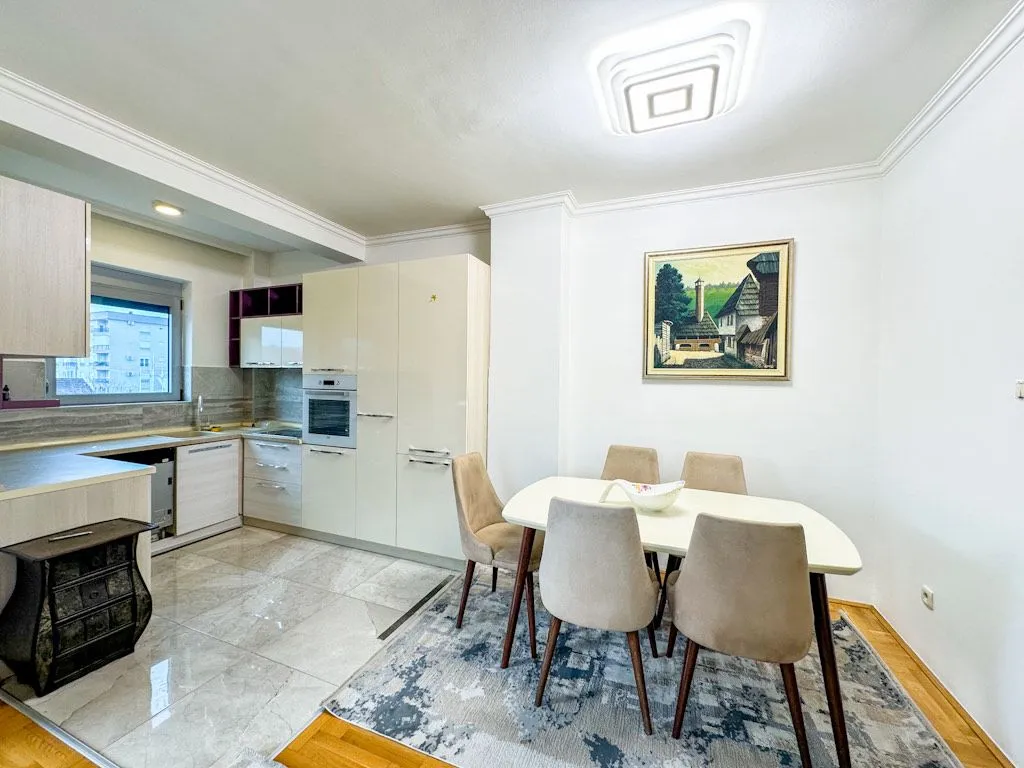 Rent, two bedroom apartment, 75m², Stari Aerodrom, Podgorica