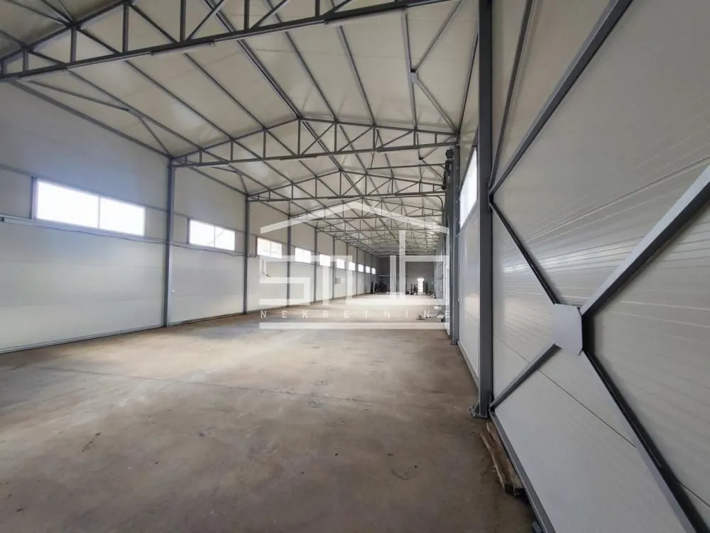 Sale, office space, 650m², Krnješevci, Stara Pazova