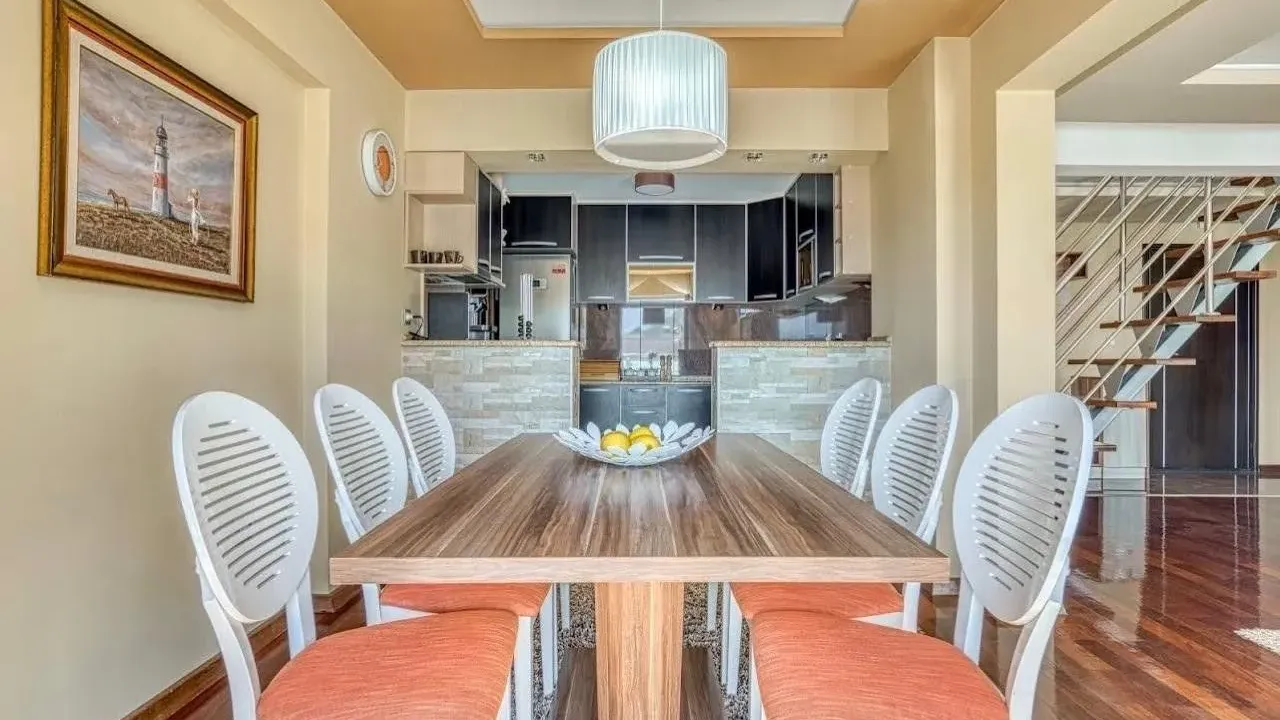 Sale, four bedroom apartment, 188m², Budva, Crna Gora