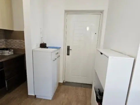 Izdavanje, dvosoban stan, 65m², Ljubović, Podgorica - image 10