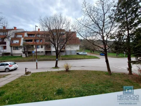 Izdavanje, dvosoban stan, 35m², Tabane, Jagodina - image 12