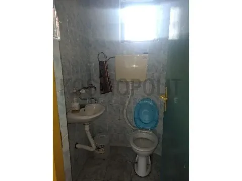 Izdavanje, poslovni prostor, 110m², Veliki Mokri Lug, Zvezdara Sve Podlokacije - image 9