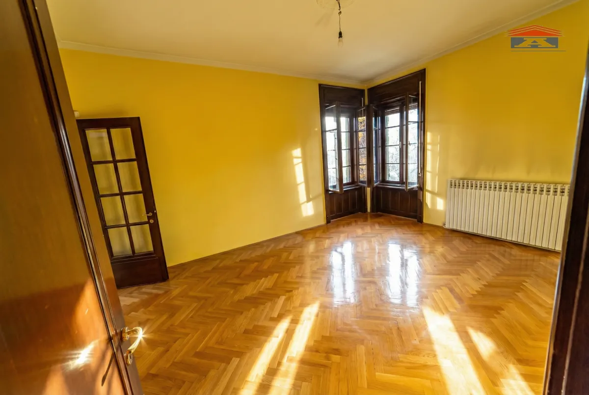 Sale, house, 298m², Jodna Banja, Novi Sad Sve Podlokacije