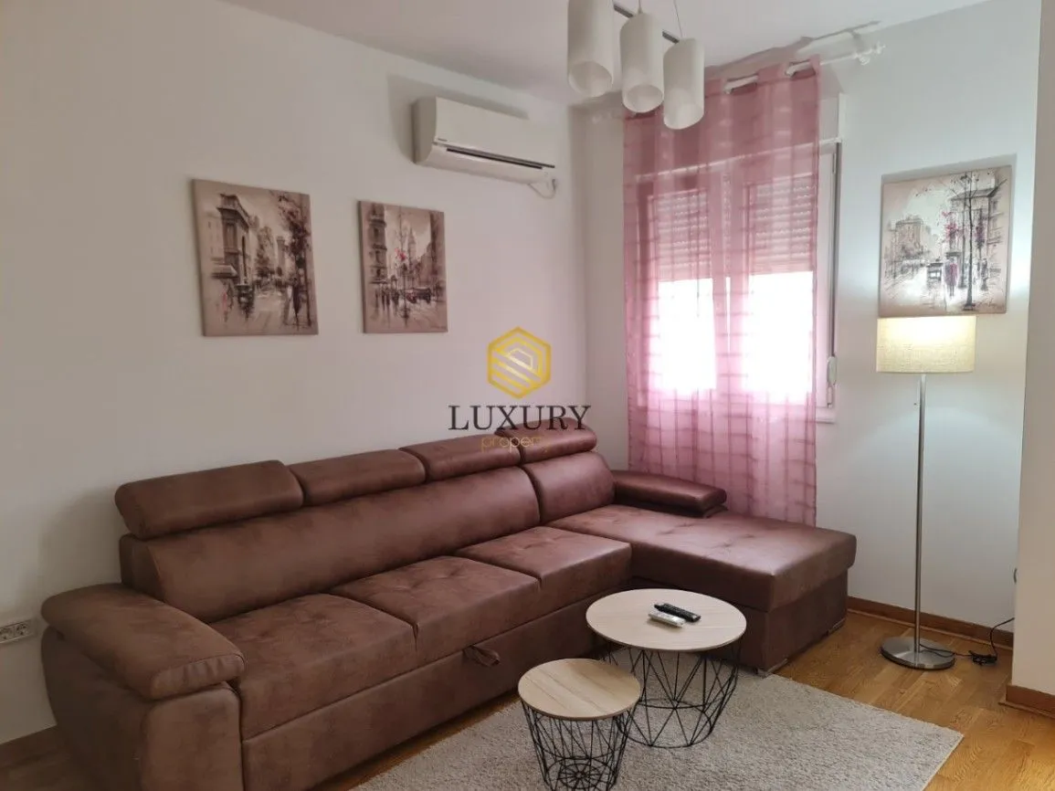 Rent, one bedroom apartment, 42m², City Kvart, Podgorica