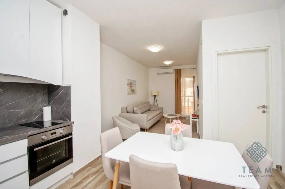 Sale, one bedroom apartment, 46m², Bulevar, Budva