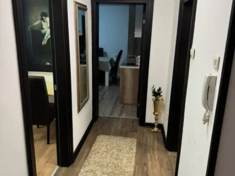 Izdavanje, jednosoban stan, 43m², Centar, Podgorica - image 8