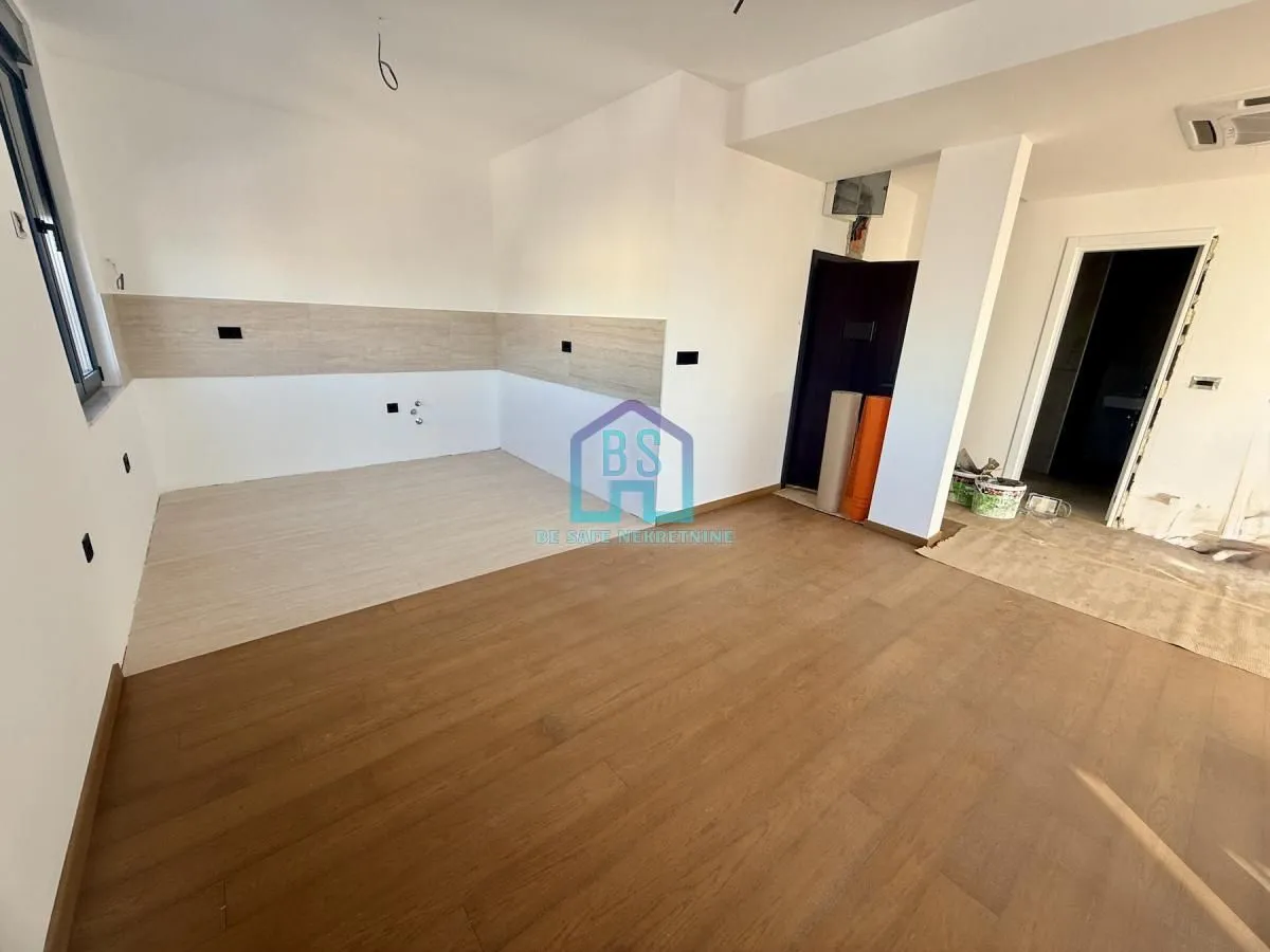 Prodaja, stan, 142m², Telep, Novi Sad Sve Podlokacije