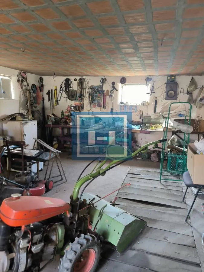 Prodaja, kuća, 824m², Brestovo, Despotovac