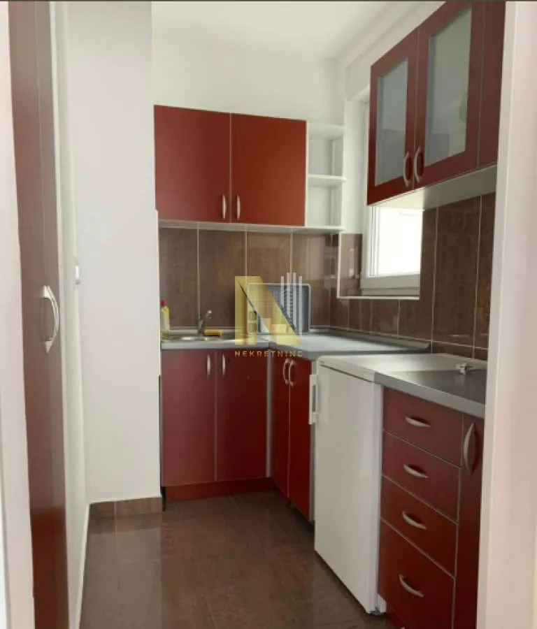 Rent, office space, 86m², Grbavica, Novi Sad Sve Podlokacije