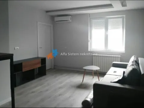 Rent, two bedroom apartment, 45m², Stari Grad, Beograd - image 3