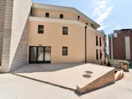 Izdavanje, jednosoban stan, 44m², Budva, Crna Gora - image 13