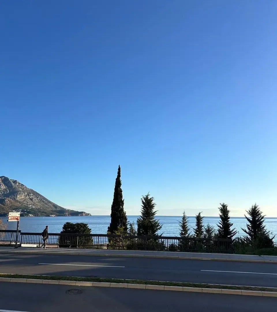 Prodaja, jednosoban stan, 80m², Bečići, Budva