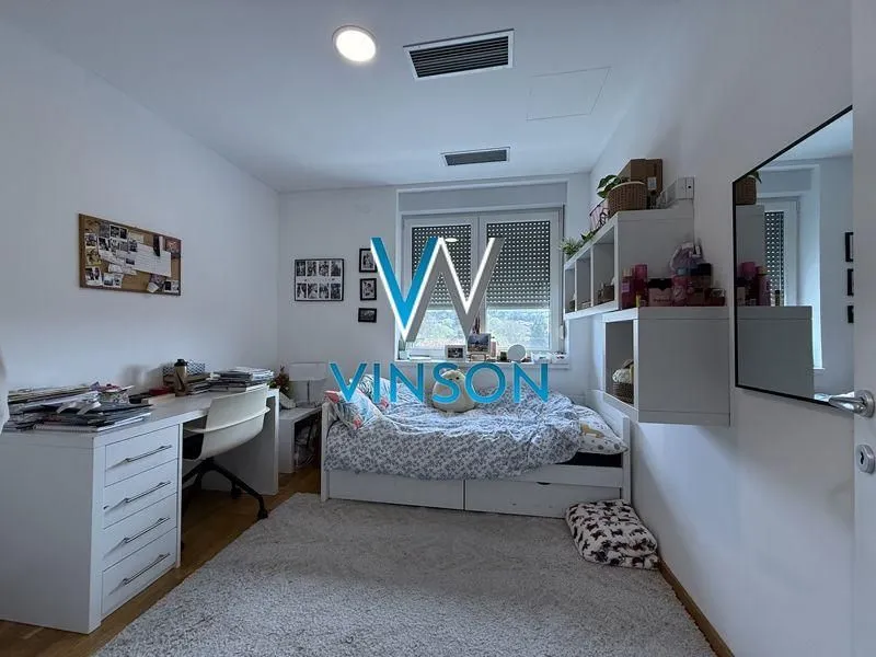 Prodaja, četvorosoban stan, 114m², Sremska Kamenica, Petrovaradin
