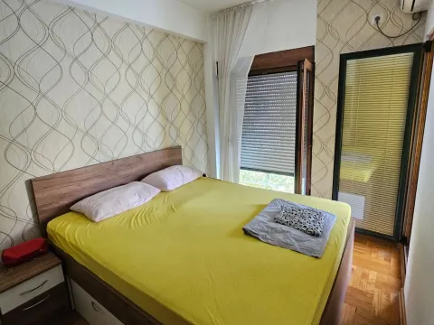 Izdavanje, dvosoban stan, 56m², Dalmatinska ulica, Podgorica - image 4