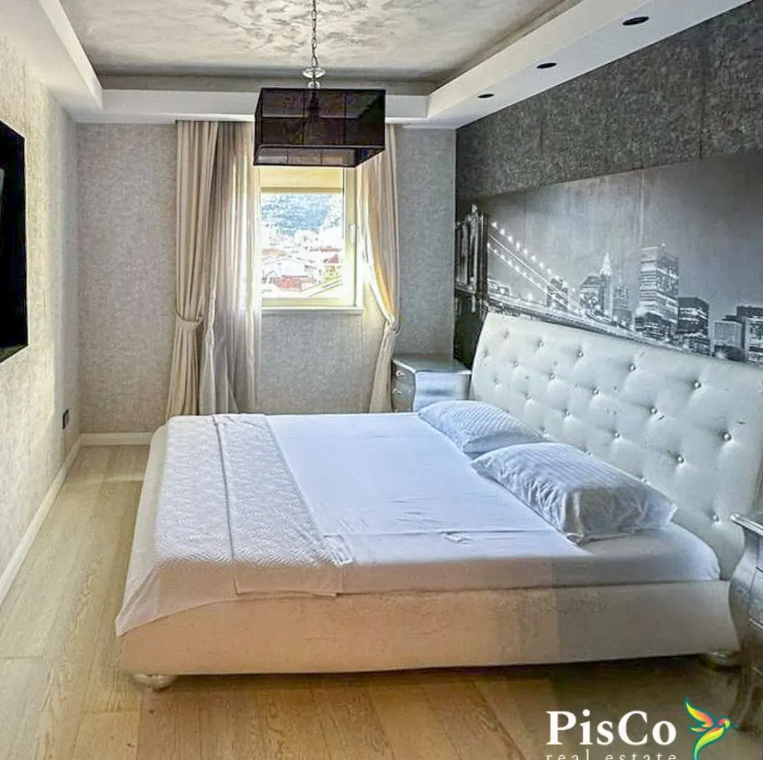 Prodaja, četvorosoban stan, 117m², Budva, Crna Gora