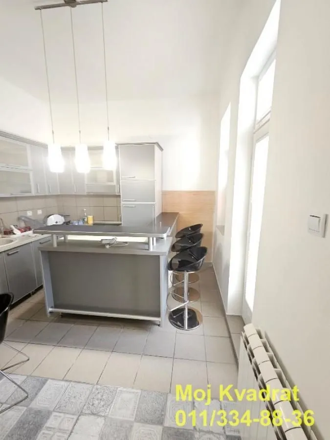 Rent, three bedroom apartment, 82m², Vračar Sve Podlokacije, Beograd