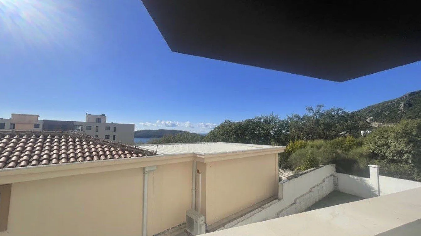 Sale, one bedroom apartment, 67m², Kamenovo, Budva