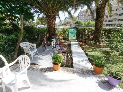 Sale, three bedroom apartment, 73m², Golubovina, Budva - image 1
