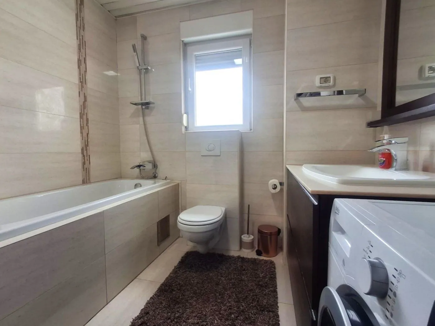 Rent, three bedroom apartment, 120m², City Kvart, Podgorica