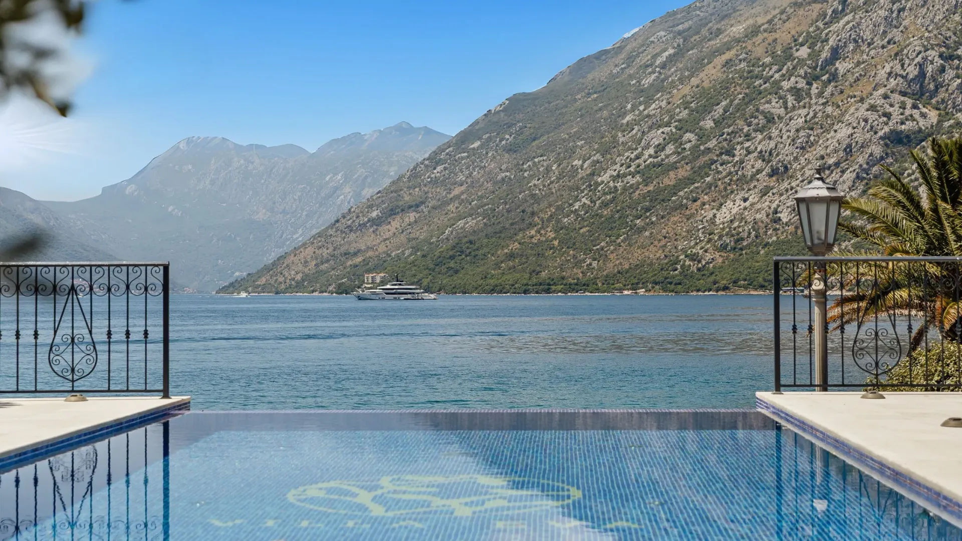 Prodaja, kuća, 819m², Ljuta, Kotor