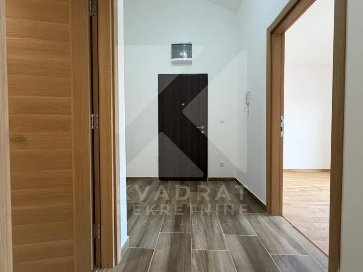 Prodaja, jednosoban stan, 53m², Stari Aerodrom, Podgorica
