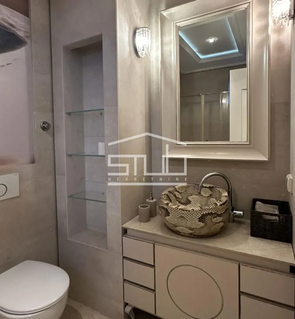 Rent, four bedroom apartment, 197m², Banovo Brdo, Beograd