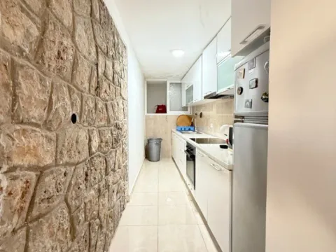 Prodaja, kuća, 207m², Dobre Vode, Bar - image 4