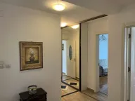 Izdavanje, jednosoban stan, 75m², Centar, Tivat - image 3