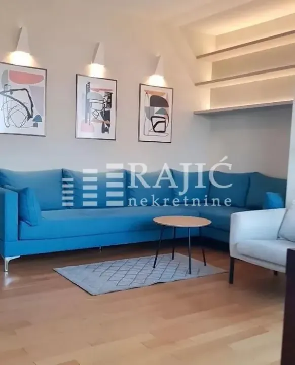 Rent, two bedroom apartment, 50m², Skadarlija, Beograd