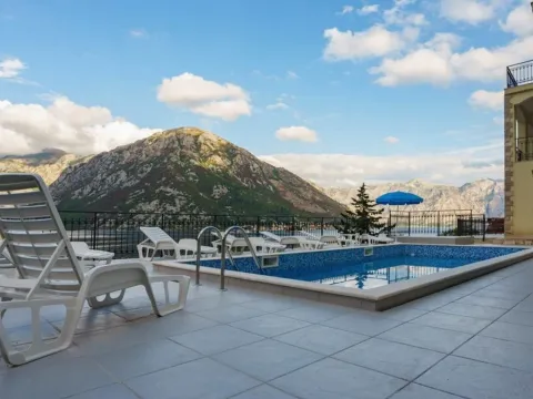 Prodaja, kuća, 424m², Kostanjica, Kotor - image 6