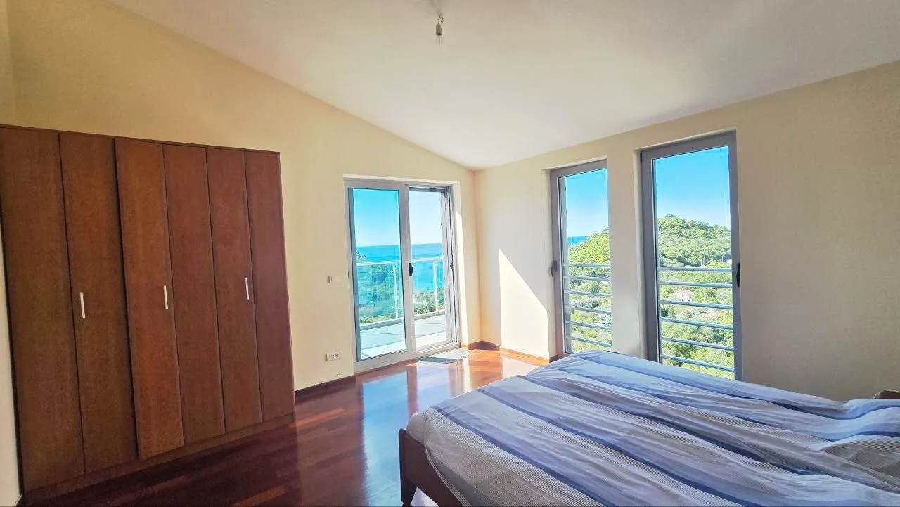 Sale, two bedroom apartment, 120m², Petrovac, Budva