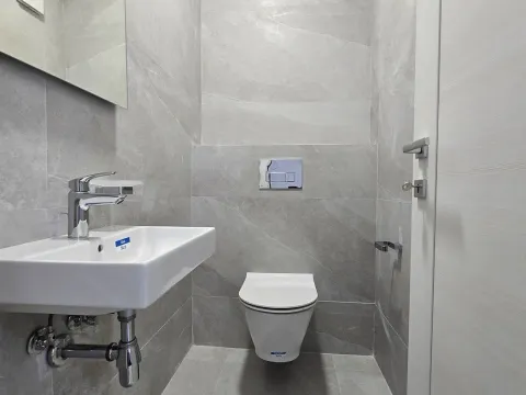 Rent, office space, 93m², Central Point, Podgorica - image 16