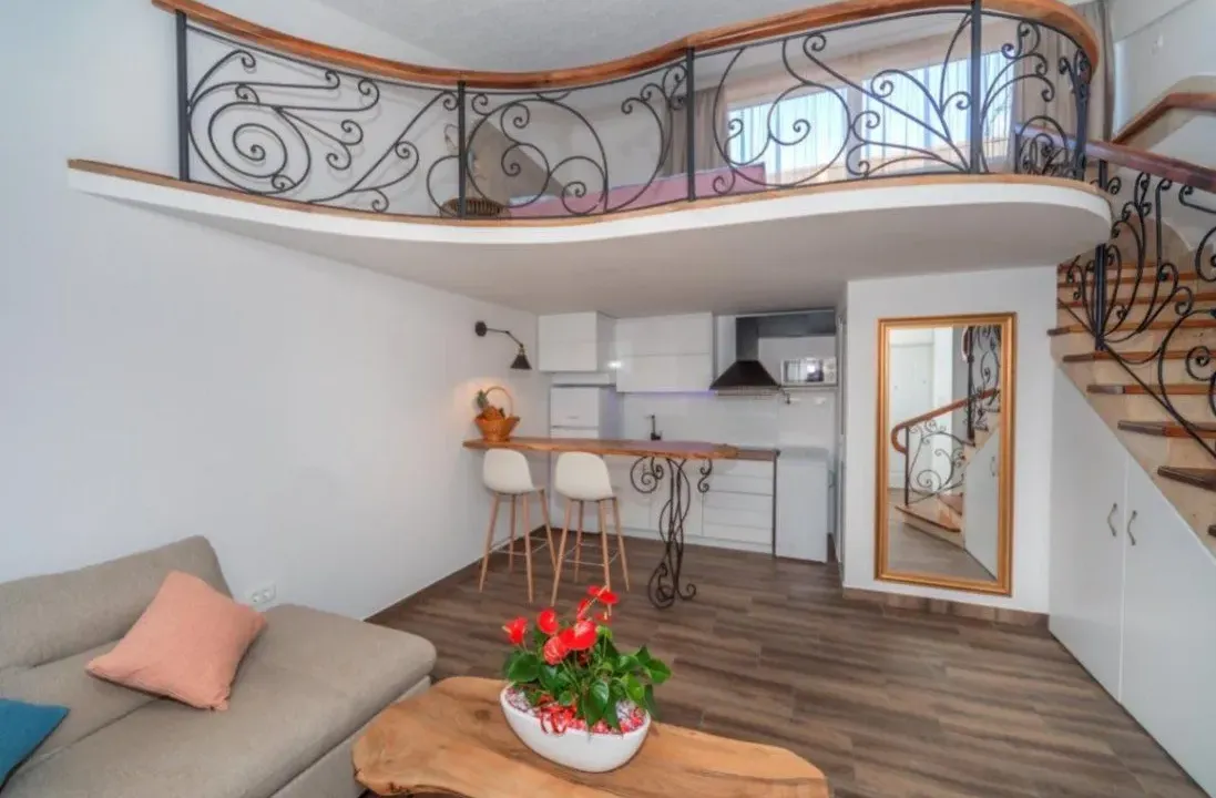 Izdavanje, stan, 38m², Centar, Bar