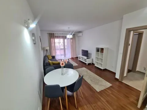 Rent, one bedroom apartment, 50m², Master Kvart, Podgorica - image 4